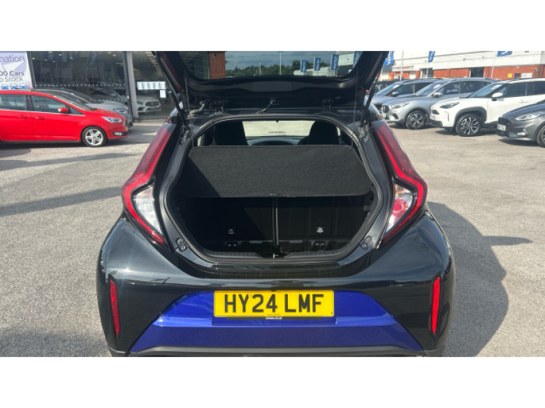 Toyota Aygo X 1.0 VVT-i Edge 5dr Petrol Hatchback